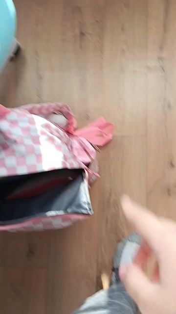 мой рюкзак в школу