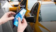 В России предсказывают колоссальный рост цен на такси. К этому может привести один закон