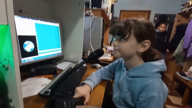UA3QOZRC4PЕлизавета