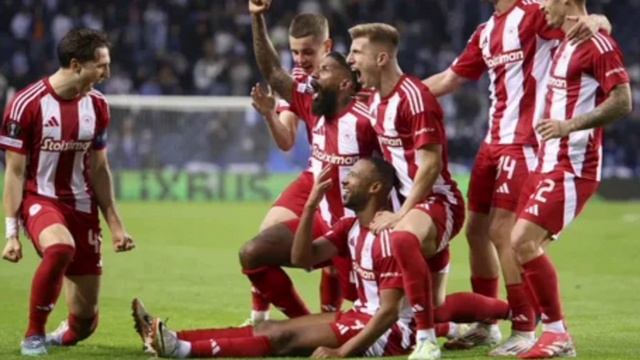 Олимпиакос - Пафос Лига Чемпионов Прямая трансляция прямой эфир смотреть онлайн обзор матча прогноз