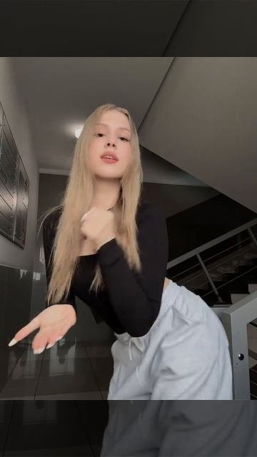 1000009121.mp4