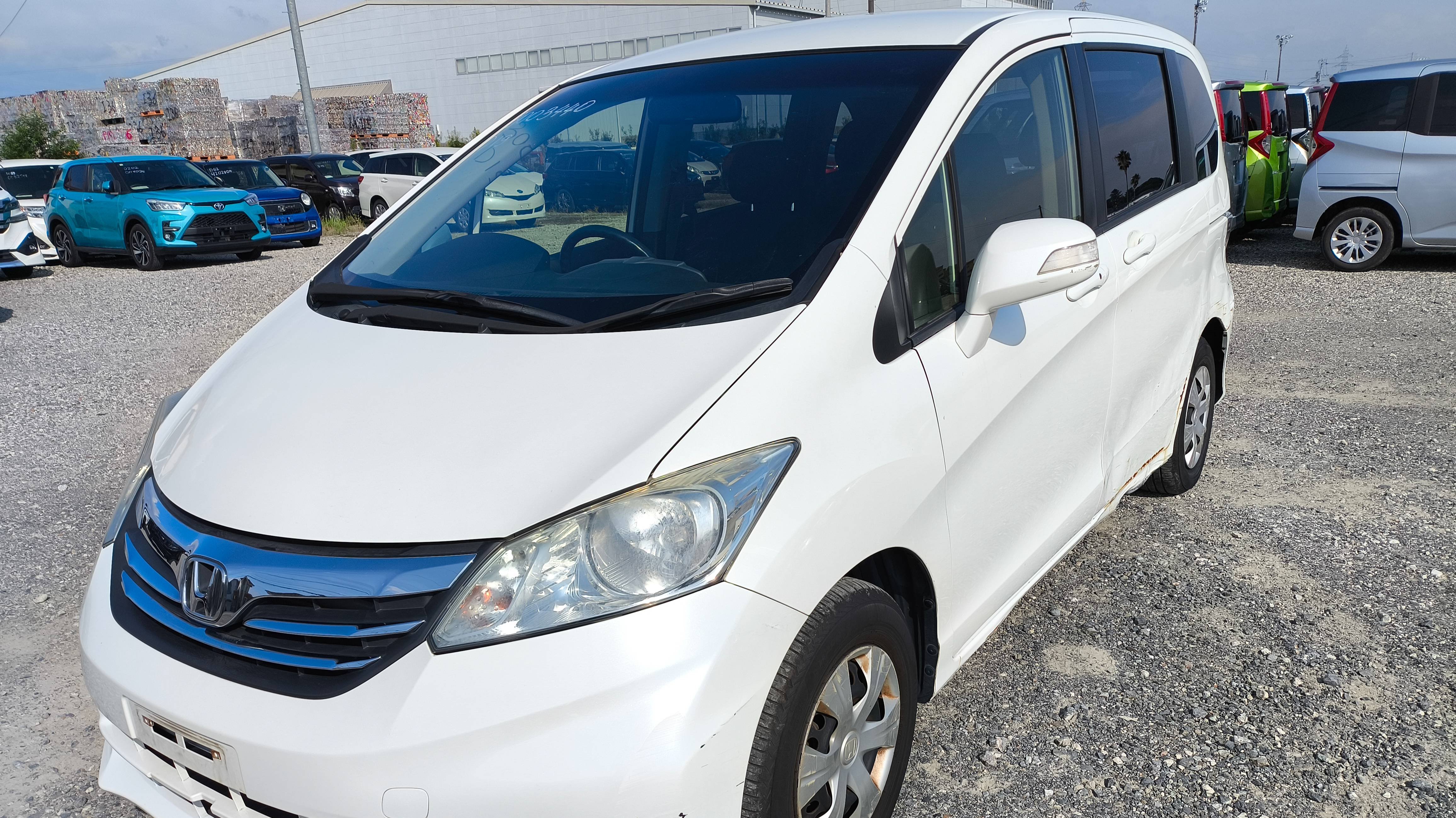 Honda Freed 3003440