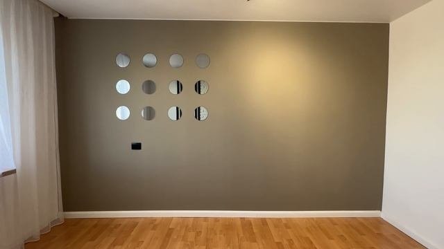 1758130492778688