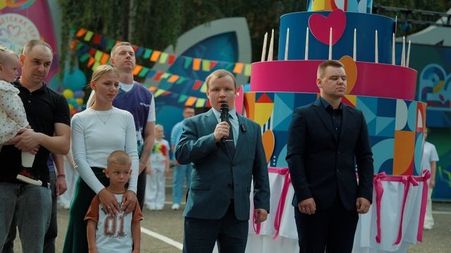 Выступление Алексея Довнара на открытии XX фестиваля «Тепло детских сердец» 2025 года