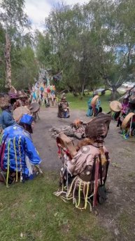 Обряд очищения у тувинских шаманов. Видео из тура Енисейская Сибирь от Марии Минеевой.