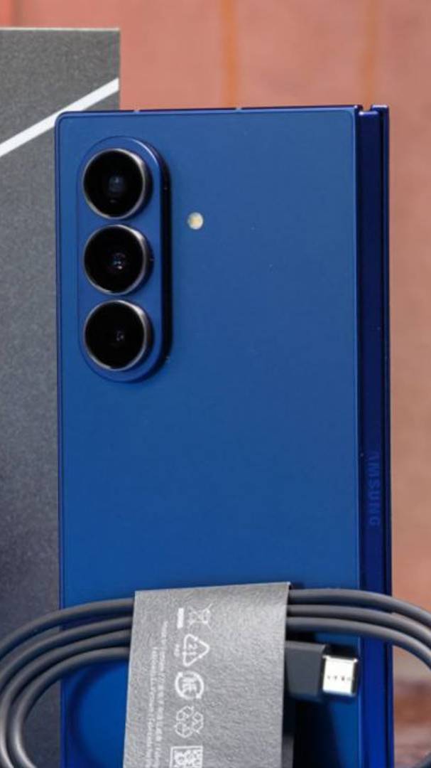 Samsung Galaxy Z Fold7 - Телефоны 2025