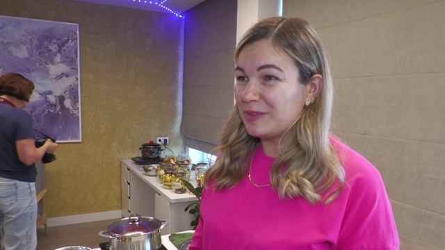 Волонтеры РУСАЛа научили воспитанников Ласточки варить добро
