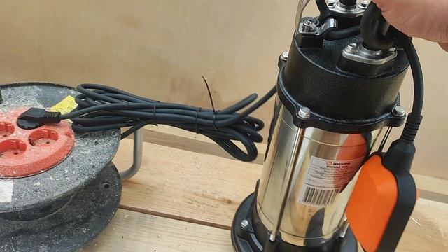 Фекальный насос ФН-2,2 BLACK VI7 Вихрь (с измельчителем, 2200 Вт