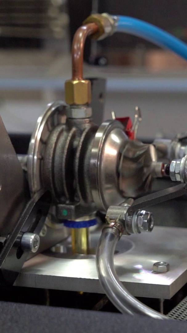 Диагностика турбины на течь масла на балансировочном стенде TurboPro 55.11