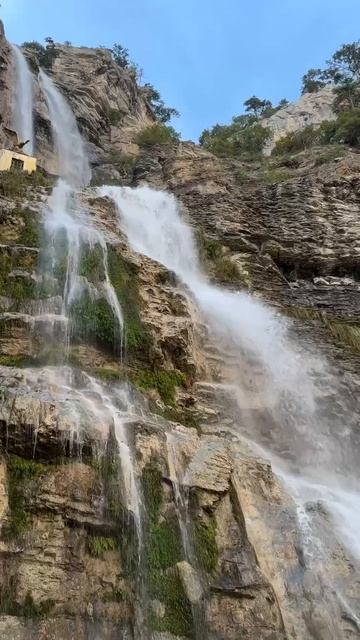 Водопад Учан-Су над Ялтой наполнился водой после дождей в Крыму