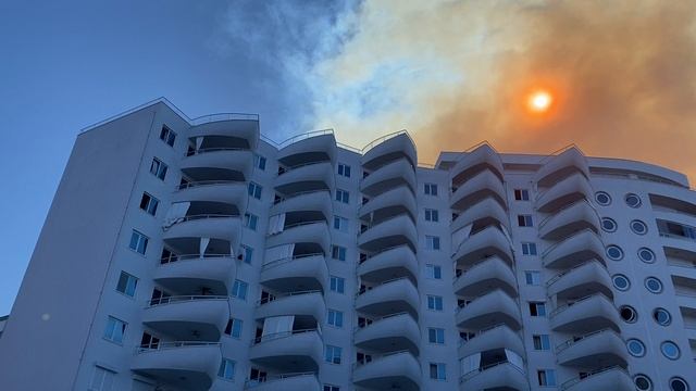 Горит лес в горах в Турции.2025.