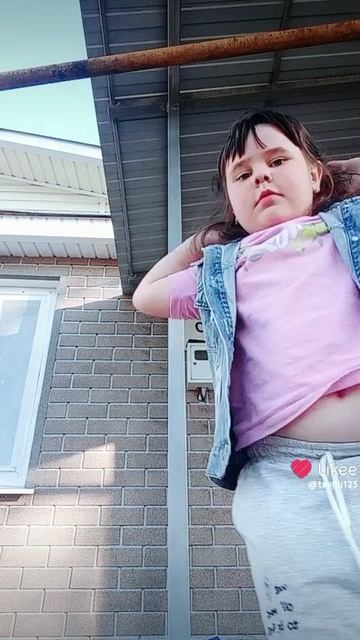 Like_7549564184100156636.mp4