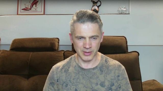 Ум тело не обманет,  на новой земле придётся с кем то из них расстаться.