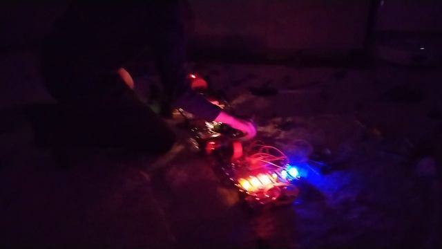 Схема из деталей знатока 
