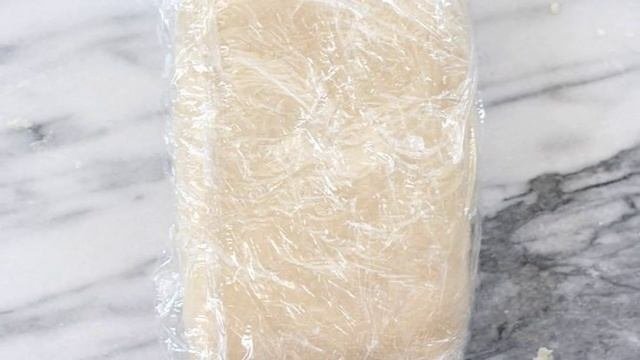Круассаны с шоколадом