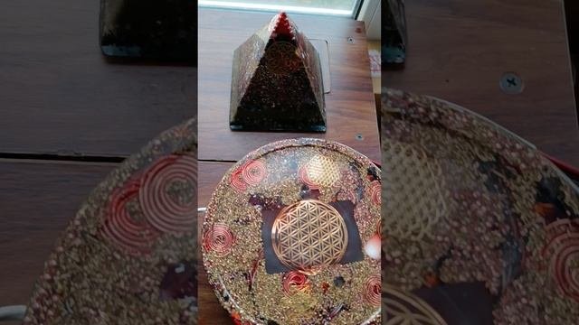 оргонит Аквадиск пирамиды оргонит.mp4