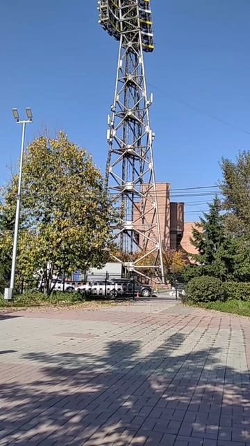 Опора освещения стадиона!