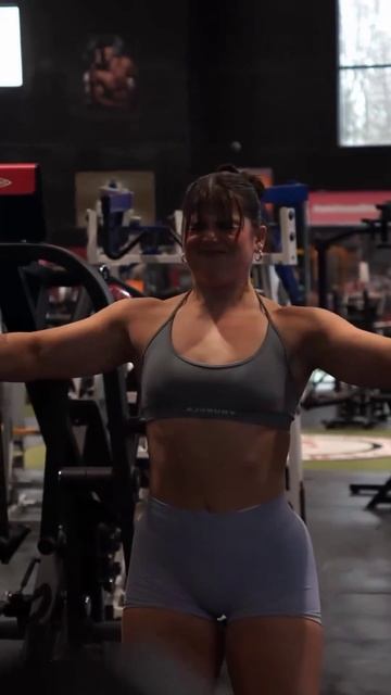 Клип @fitnessqueens