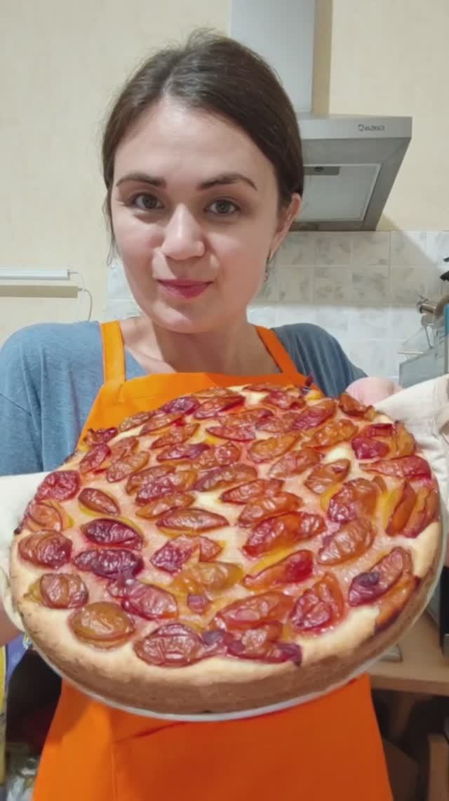 Итальянский пирог со сливами и рикоттой — рубрика «Блюда из кухонь народов мира»