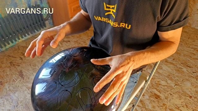 Аккордовый глюкофон 1117 - URSA Minor A, с центральным  лепестком, 38 см - VARGANS