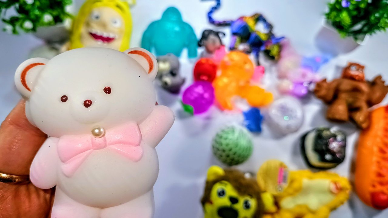 АСМР РАСПАКОВКА сквишей и антистрессов 🤗 ТАБА лапки 🐾 приятные звуки АСМР сквишей 😍
