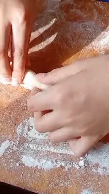 тесто в сосиськах