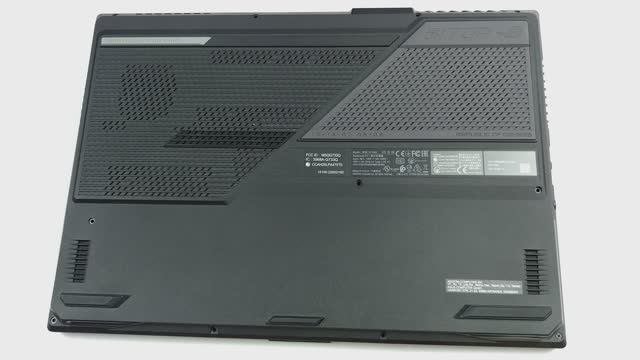 Разборка ноутбука ASUS ROG Strix SCAR 17 G733