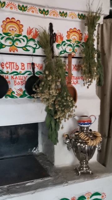 Блинная в Изборске!)