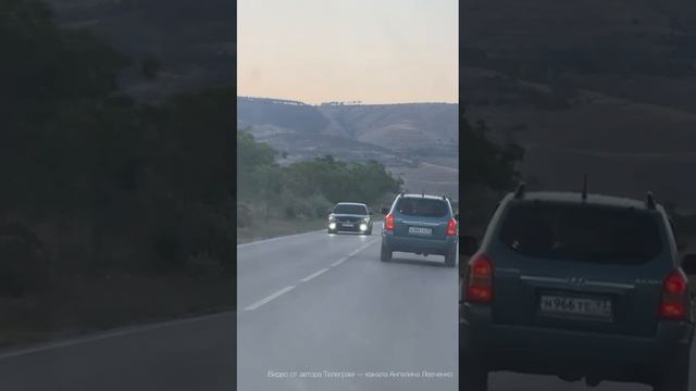 Дышит тихо усталое Чёрное море. песня