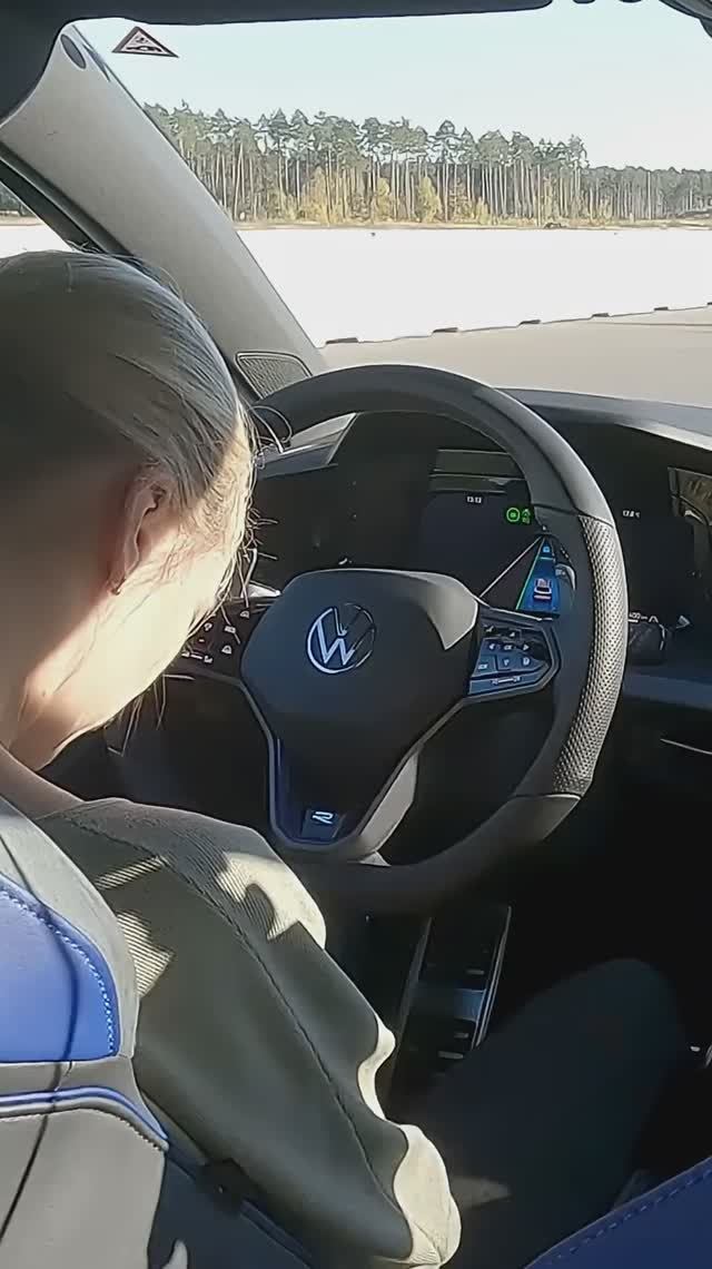 Система экстренной помощи VW