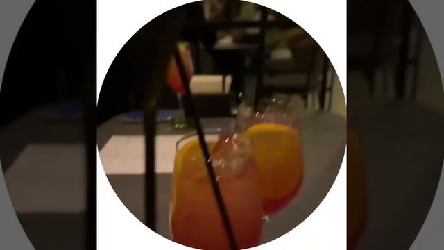 разноцветные бокалы
