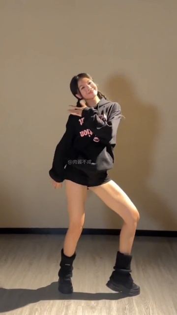 Клип @douyinvideo