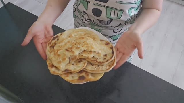 Катлама слоистые лепёшки очень вкусно и просто.