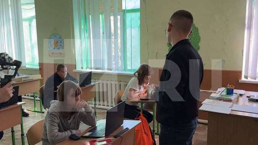 Состоялась гуманитарная миссия «Движения первых» в школы Курахово и Кураховки