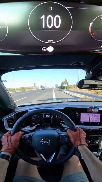 Тест электронных тормозов OPEL MOKKA 2023