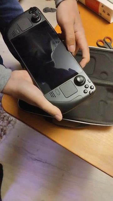 Игровая приставка Valve Steam Deck