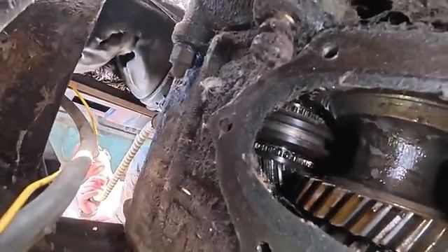 Трудягу списали на свалку спасем и вернем в строй..