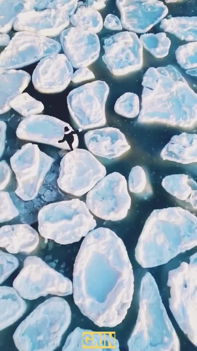 Лёд что поёт о любви...
