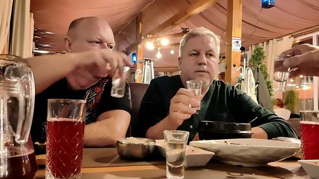К нам приехал к нам приехал!