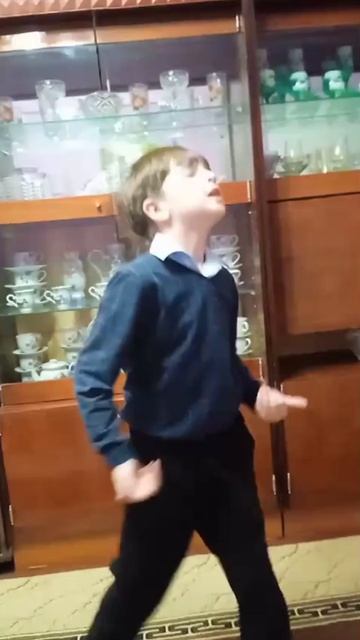 танец мем 2