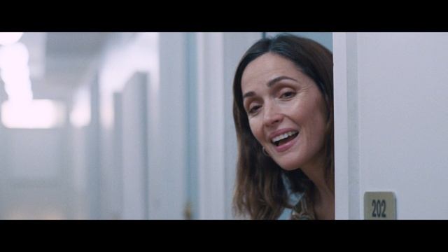 Я бы тебя пнула, если бы могла - Русский трейлер (2025)