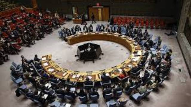 На заседании Совета Безопасности ООН разгорелся дипломатический спор между Москвой и Варшавой