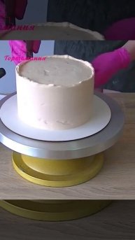 Небольшой свадебный торт Классика всегда в моде