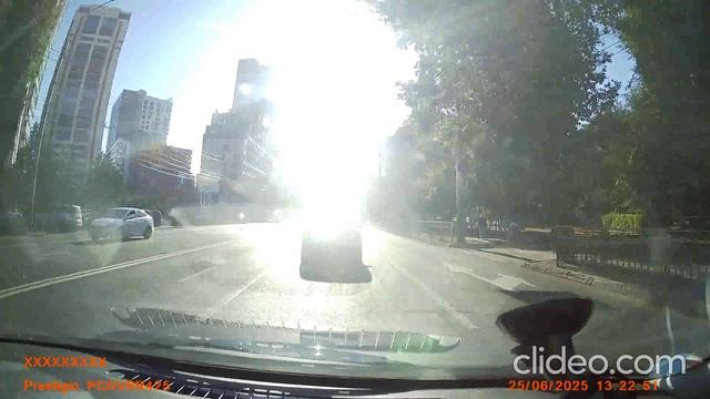 Воронеж. Следим за  дорожными знаками..и не будет штрафов.