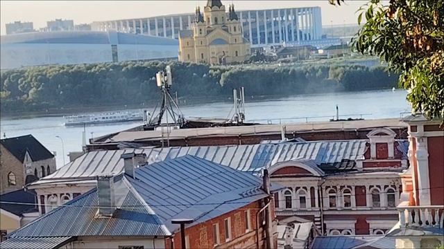 Сдали ключи от каюты но домой не поехали.