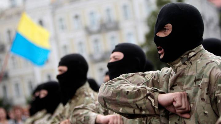 Эксперт Ераносян: Зеленскому не на кого опираться кроме как на националистов