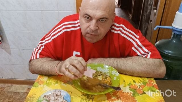 Мукбанг. Рассольник и мясная нарезка. Убийство Алл Пугачевых в 1980 году.