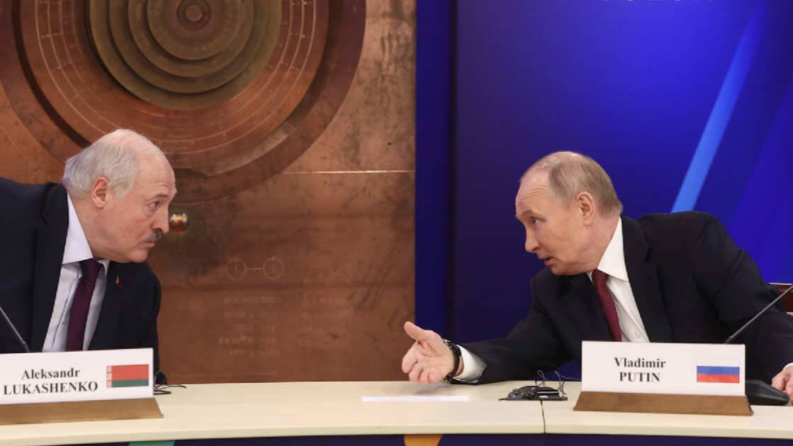 Лукашенко намерен передать Путину весточки от американцев