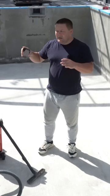 Подготовили бассейн из несъемной опалубки к отделке ПВХ