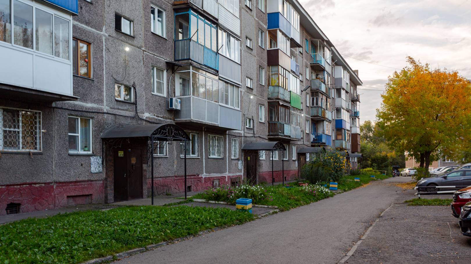 тореза 121